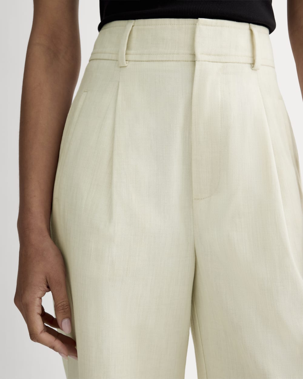 womens-way-high-drape-pant-short-heathered-oat
