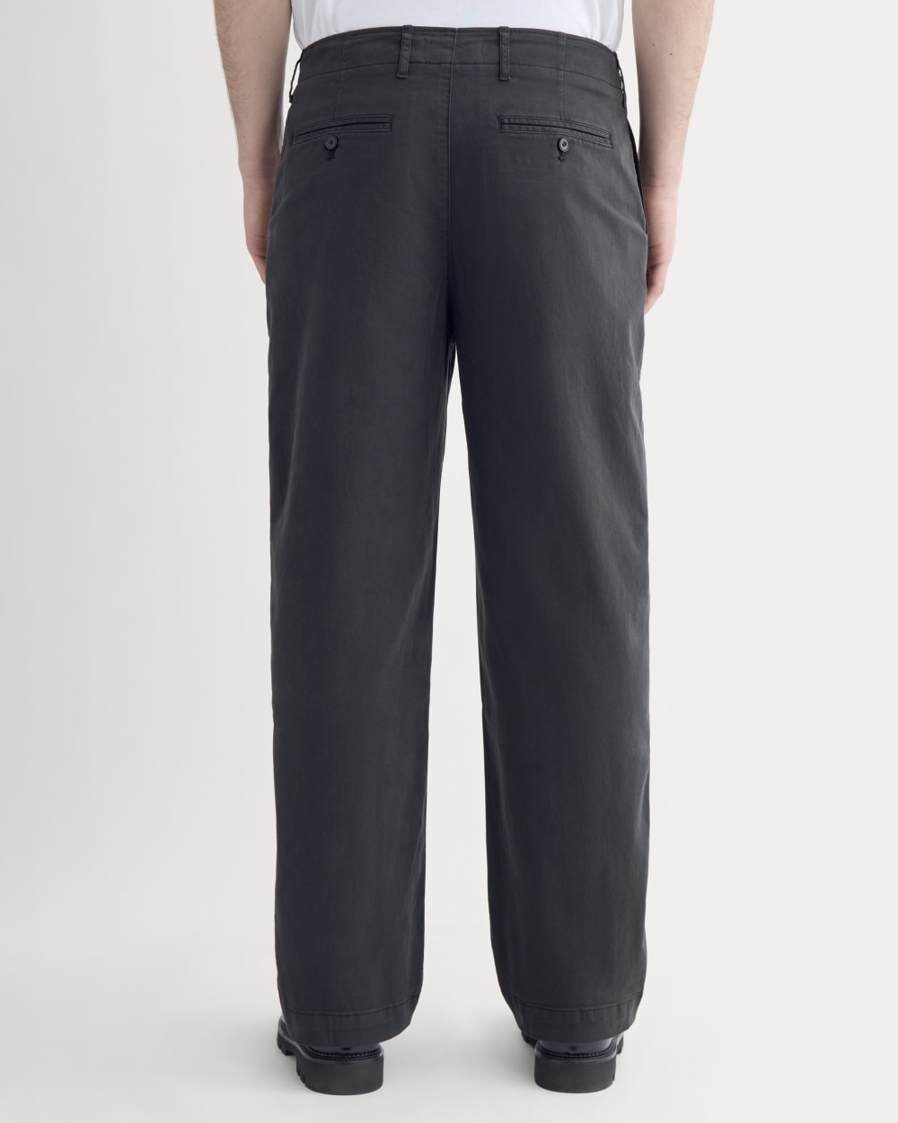 mens-everyday-relaxed-fit-chino-black