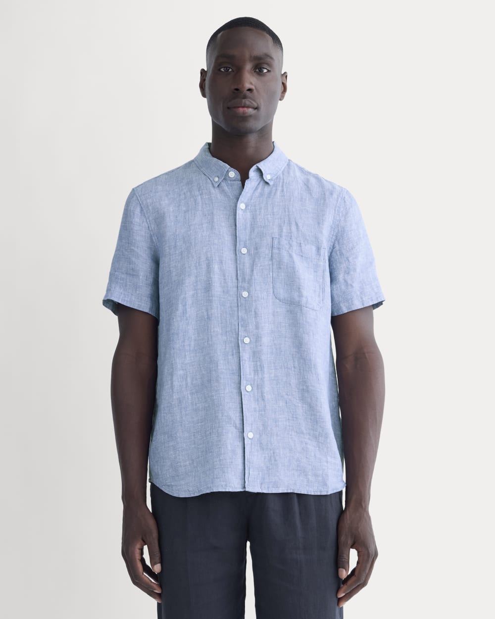 The Classic Short-Sleeve Shirt in Linen