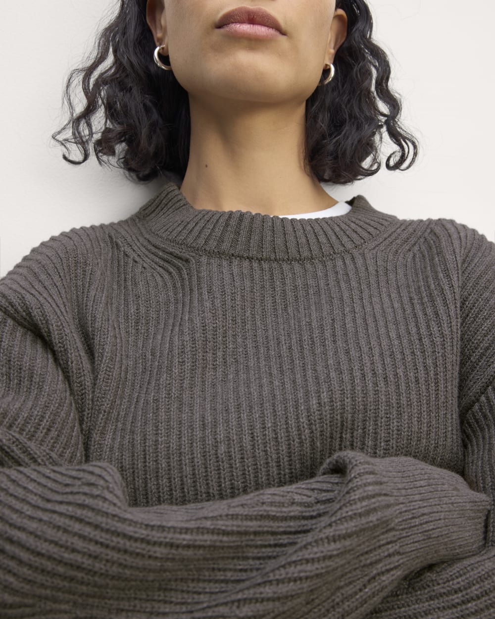 The Cocoon Crew in Everyday Cotton | Heathered Charcoal – Everlane