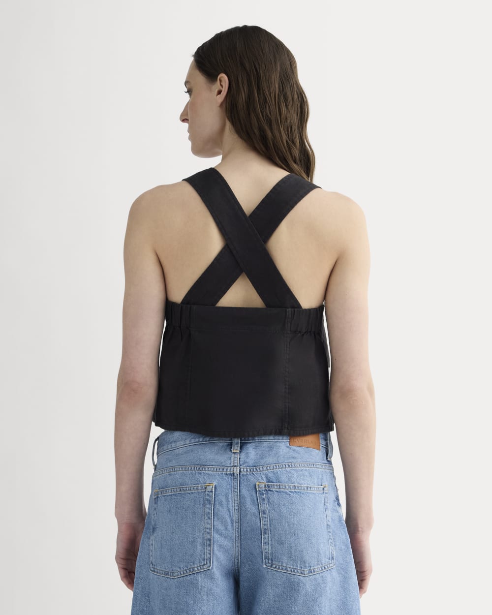 The Crossback Tank in Linen | Black – Everlane