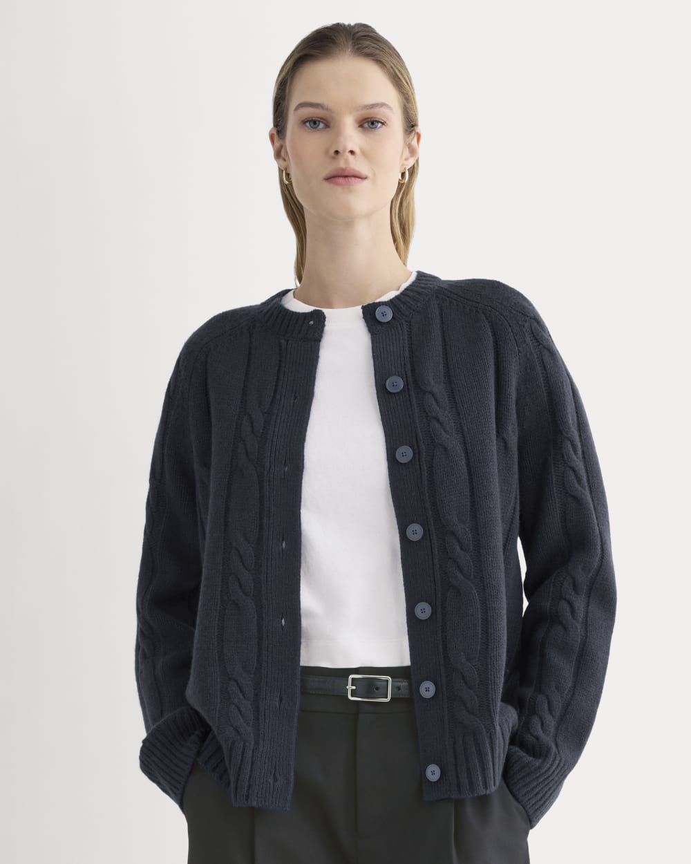 womens-cable-cardigan-extrafine-merino-navy | primary