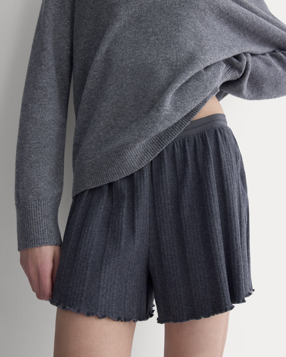 womens-lounge-rib-short-heathered-soot