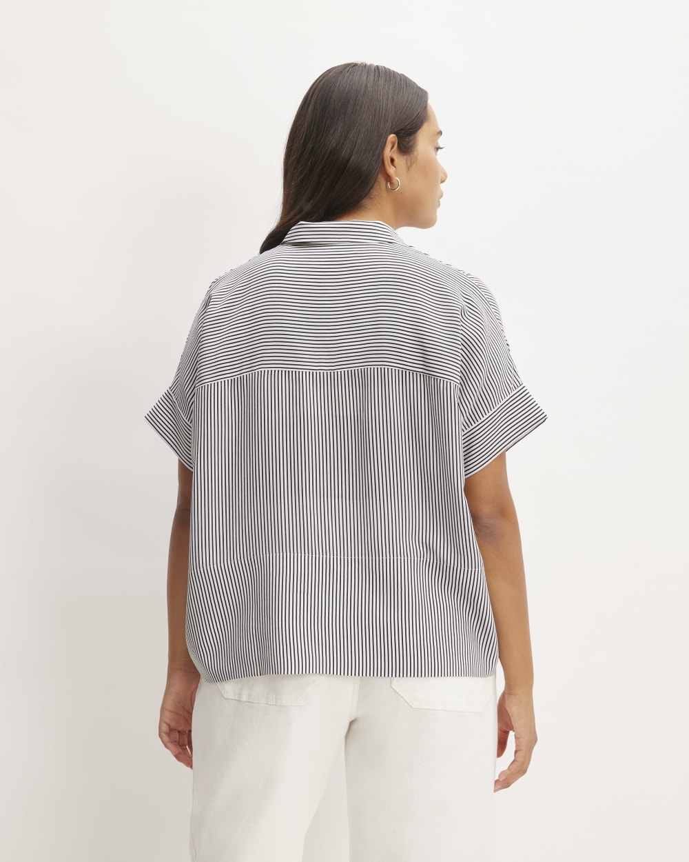womens-clean-silk-ss-square-shirt-black-white