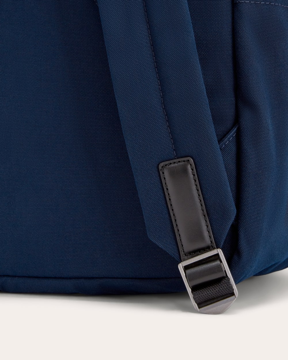 The Canvas Backpack | Navy – Everlane