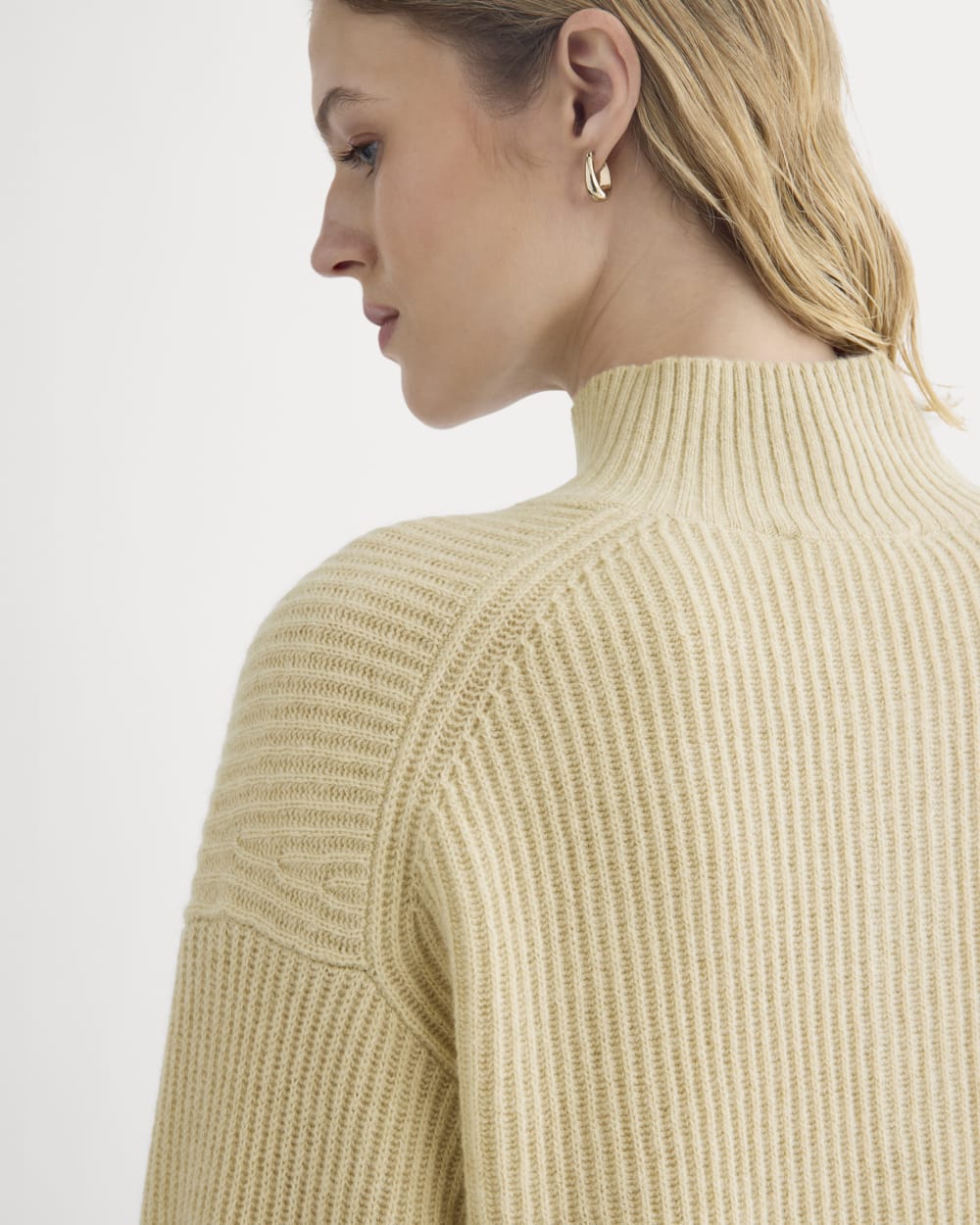 womens-wool-cashmere-cocoon-henley-heather-light-camel
