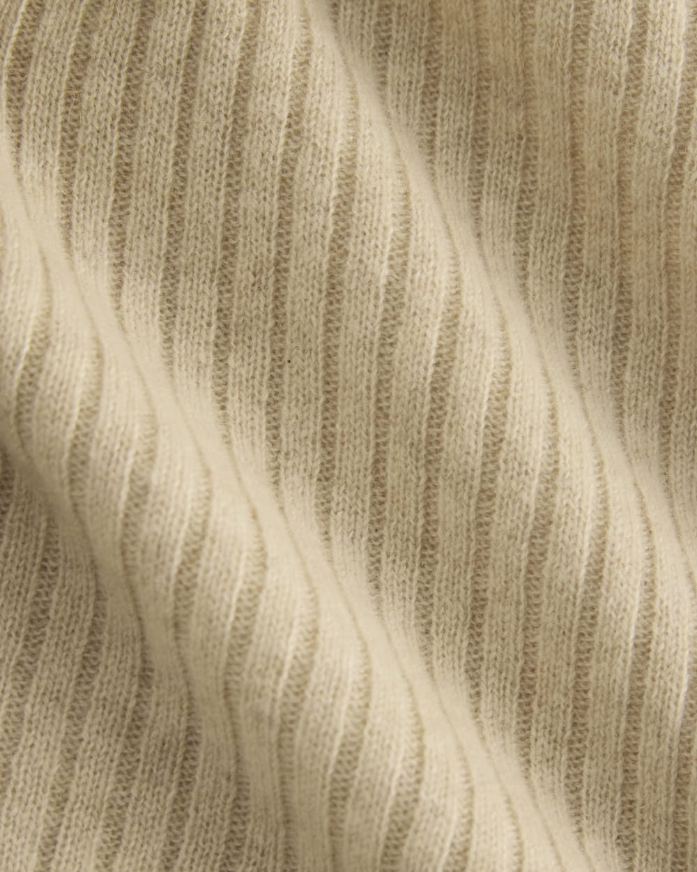 womens-cashmere-ribbed-v-neck-cardigan-heather-light-camel | alt