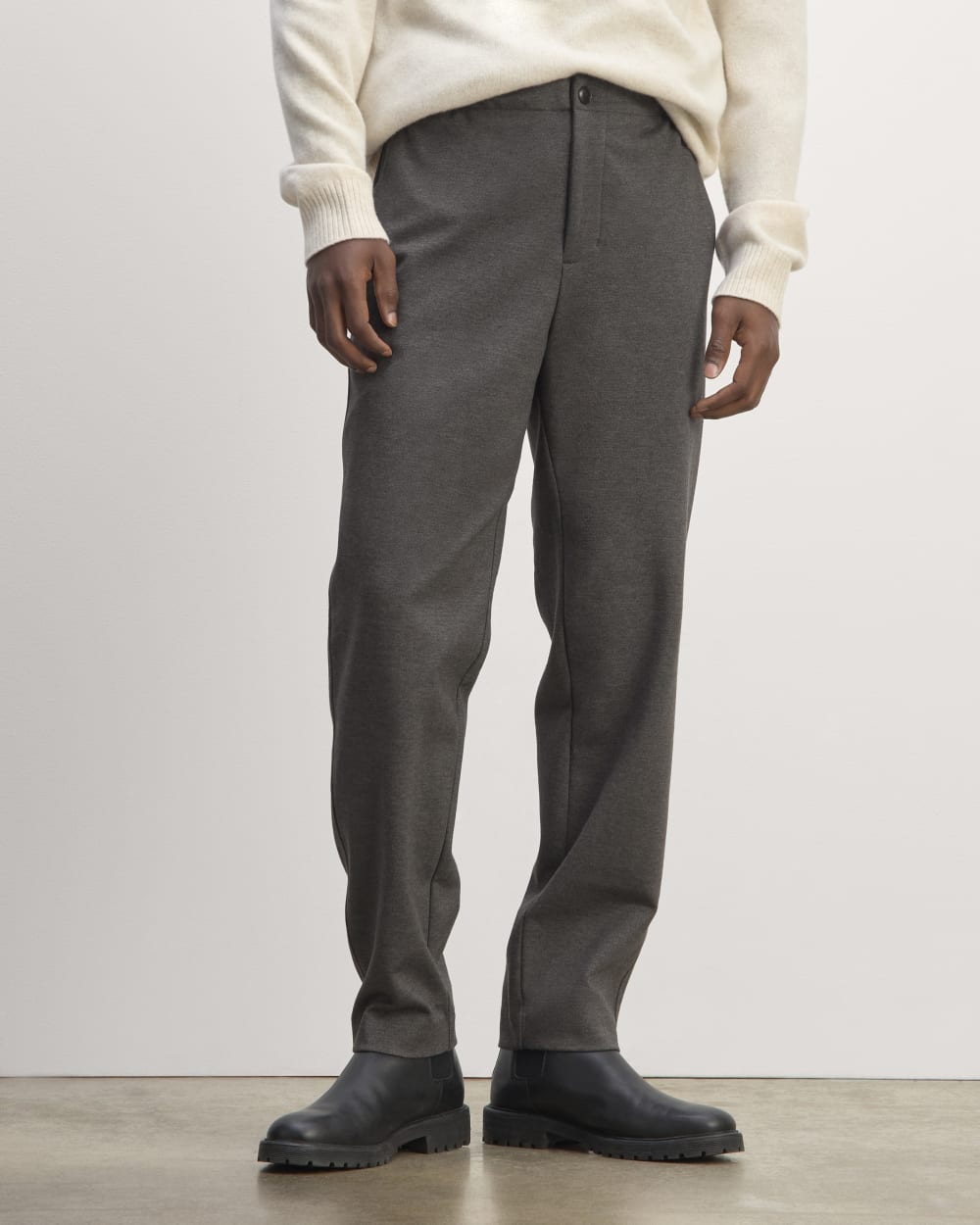 The Dream Chino | Heathered Soot – Everlane