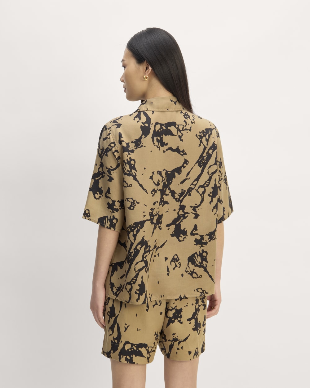 womens-tencel-oversized-ss-shirt-black-cornstalk-abstract