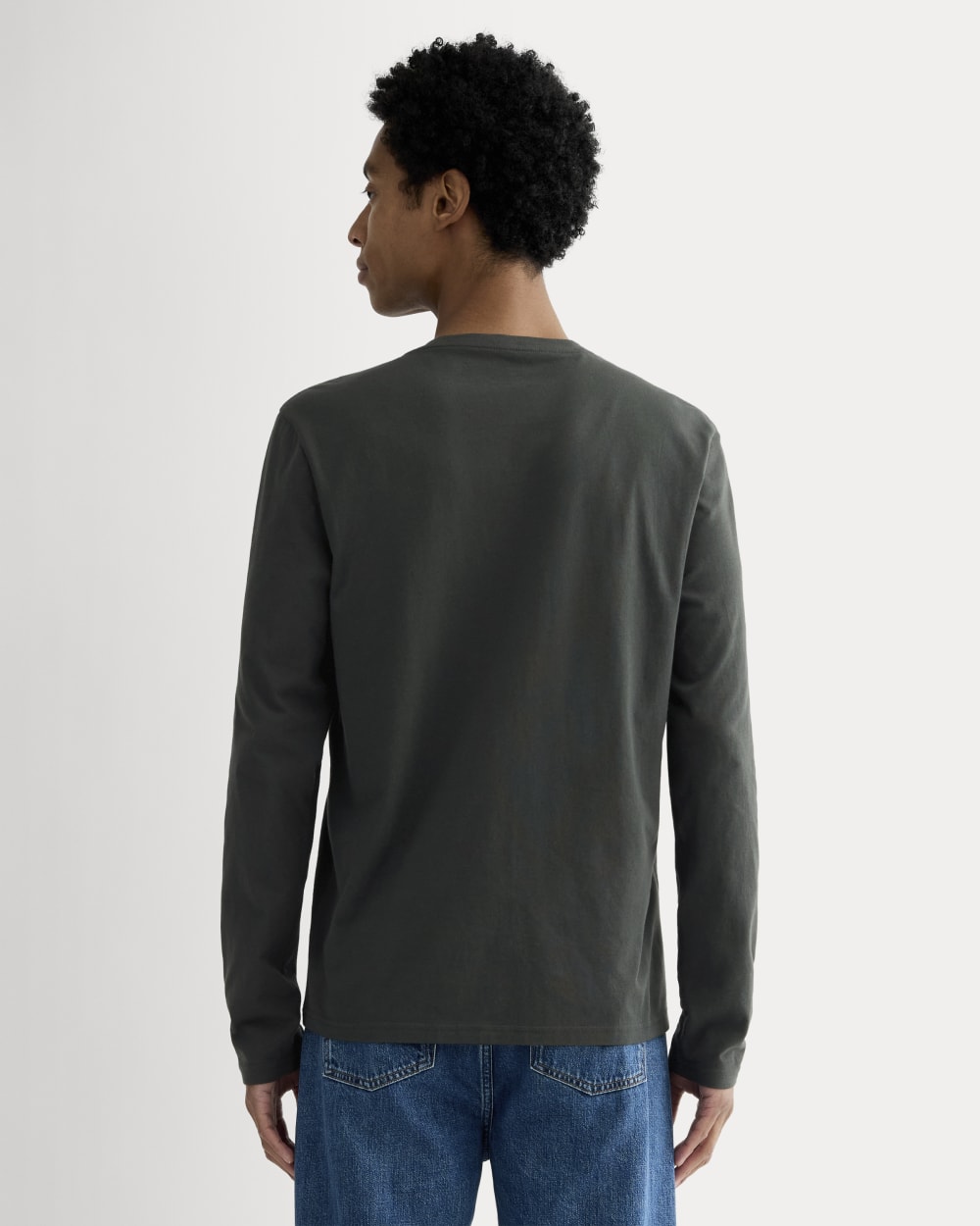 The Essential Organic Long-Sleeve Tee | Washed Black – Everlane