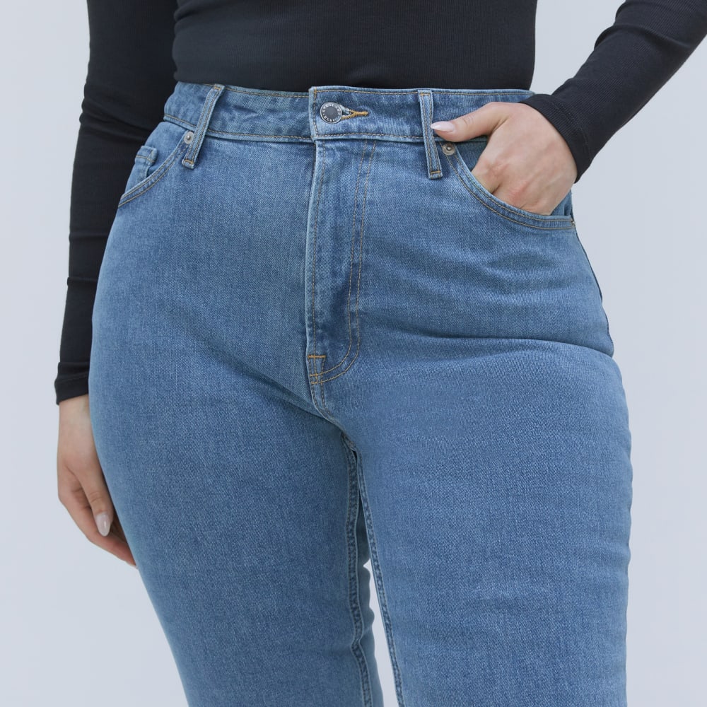 womens-curvy-cheeky-jean-ankle-stone-washed-sky