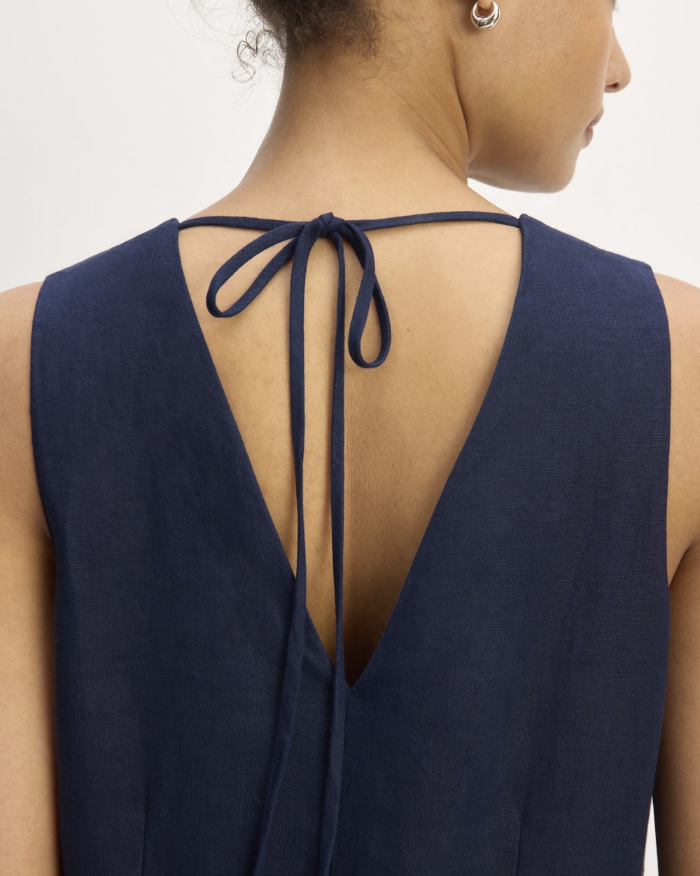 The Linen V-Neck Maxi Dress | Navy Everlane The Linen V-Neck Maxi Dress | Navy Everlane