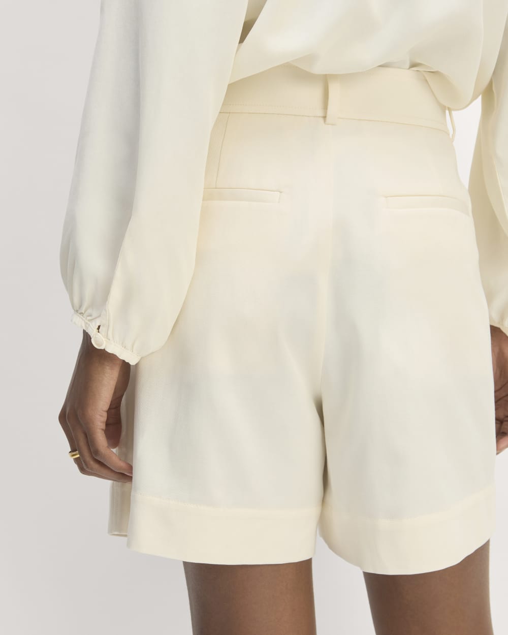 womens-tencel-way-high-drape-short-canvas