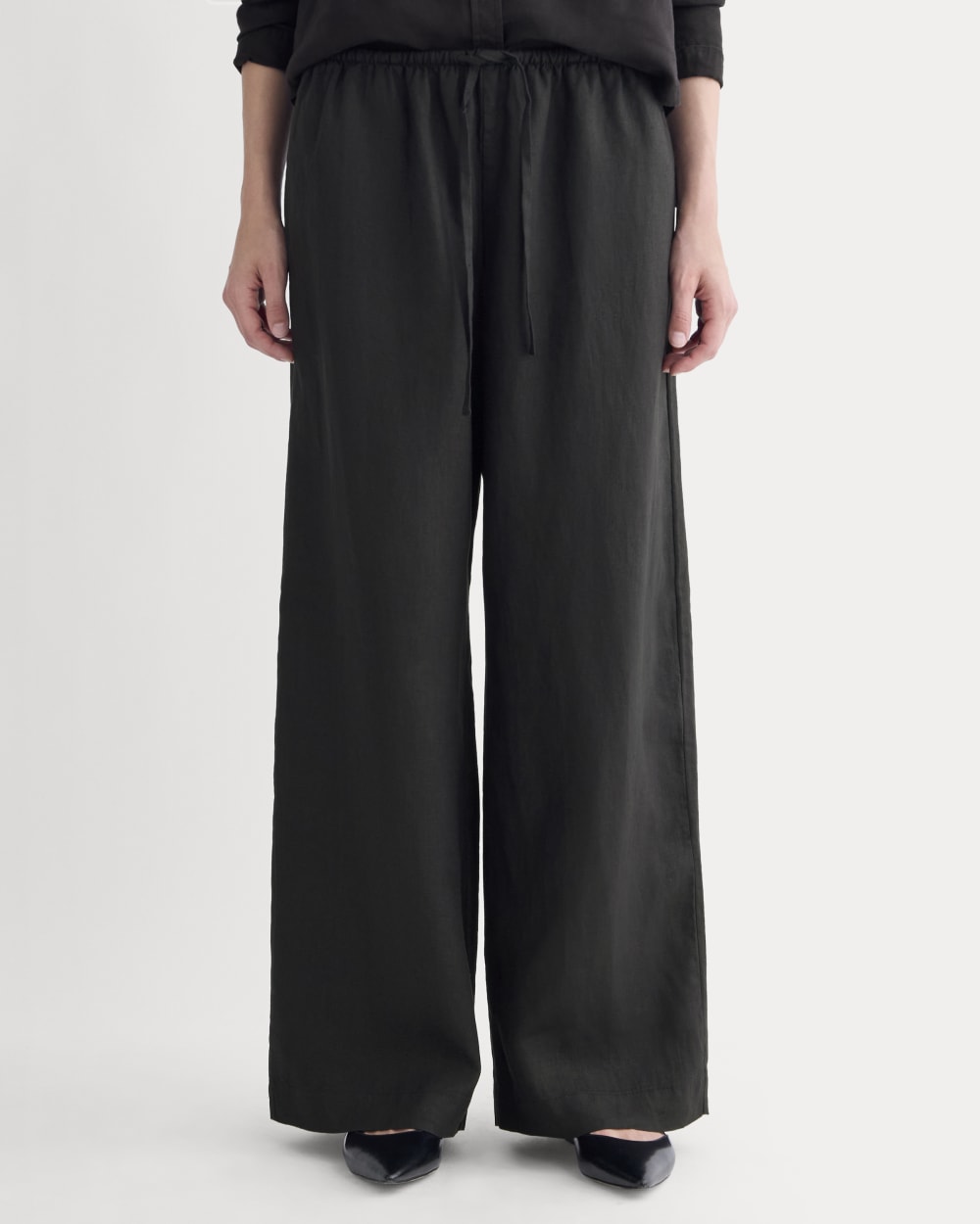 The Drawstring Pant in Linen | Natural Chambray