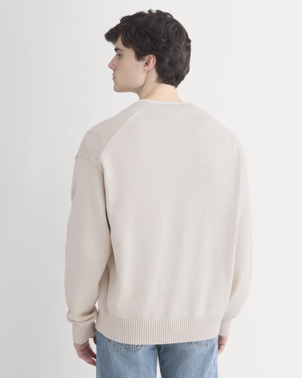 mens-relaxed-v-neck-sweater-cotton-heathered-oat