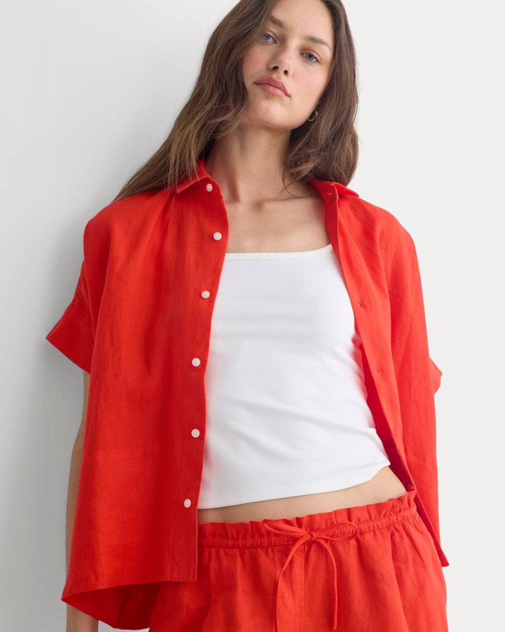 The Boxy Shirt in Linen — Fiery Red