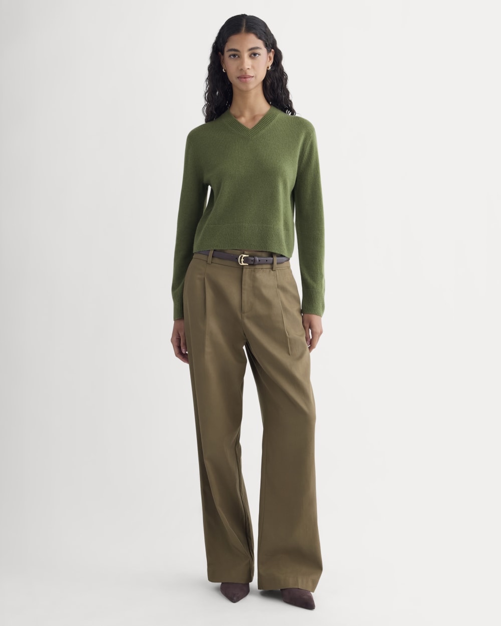 Cashmere Cropped High-V Sweater | Forest Green – Everlane