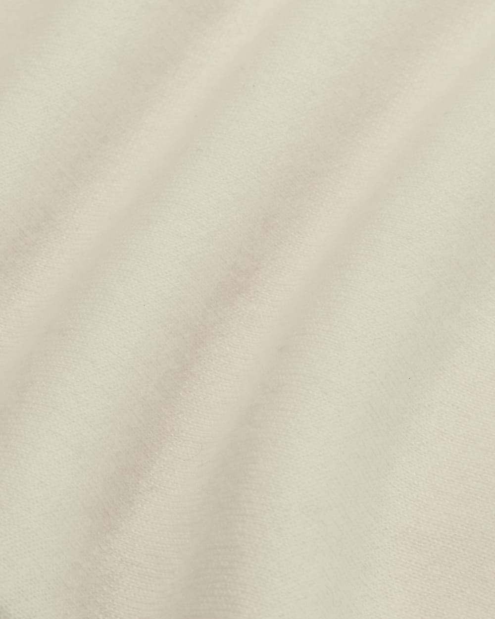 womens-cashmere-scarf-2-bone