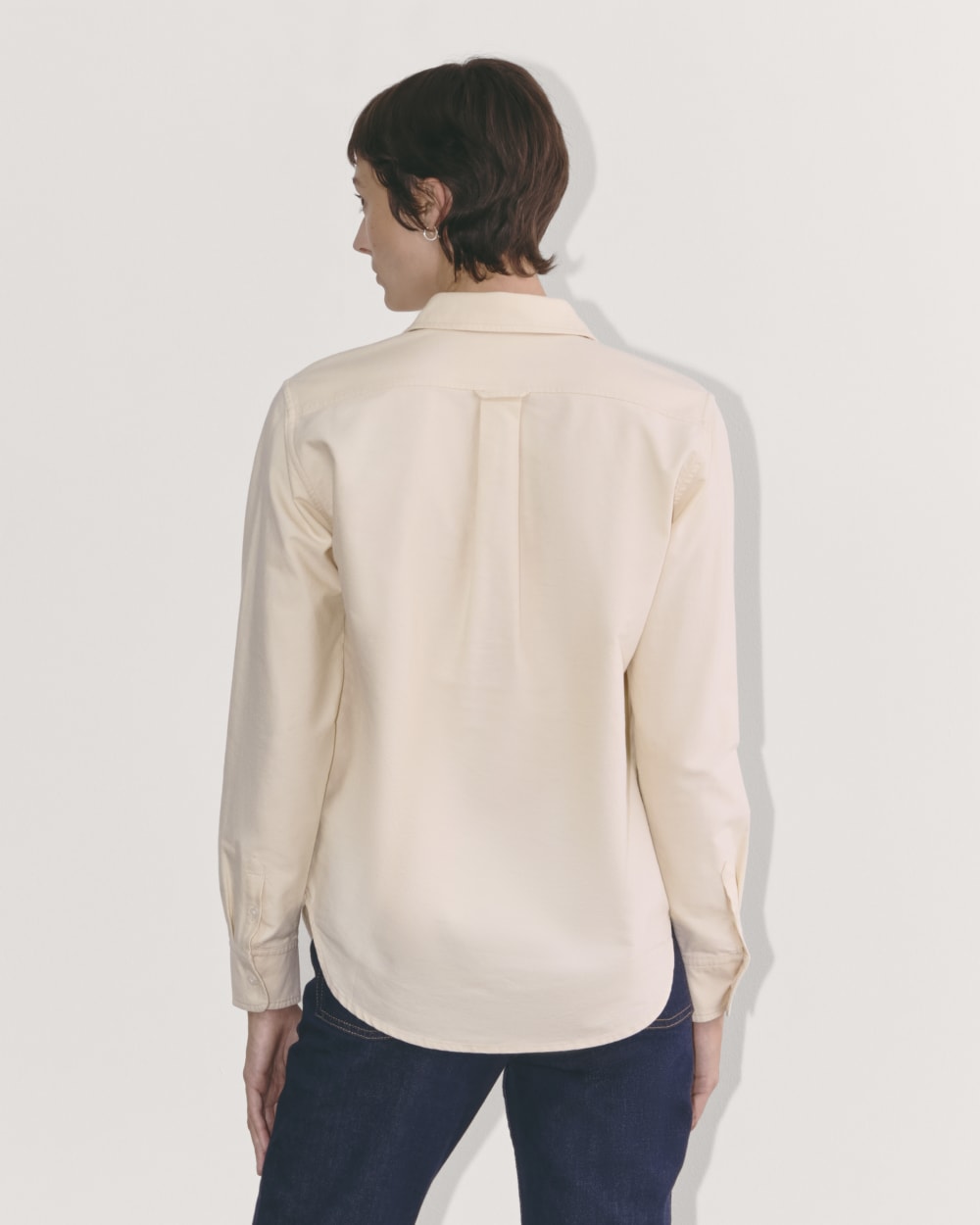 womens-relaxed-oxford-shirt-whisper-pink
