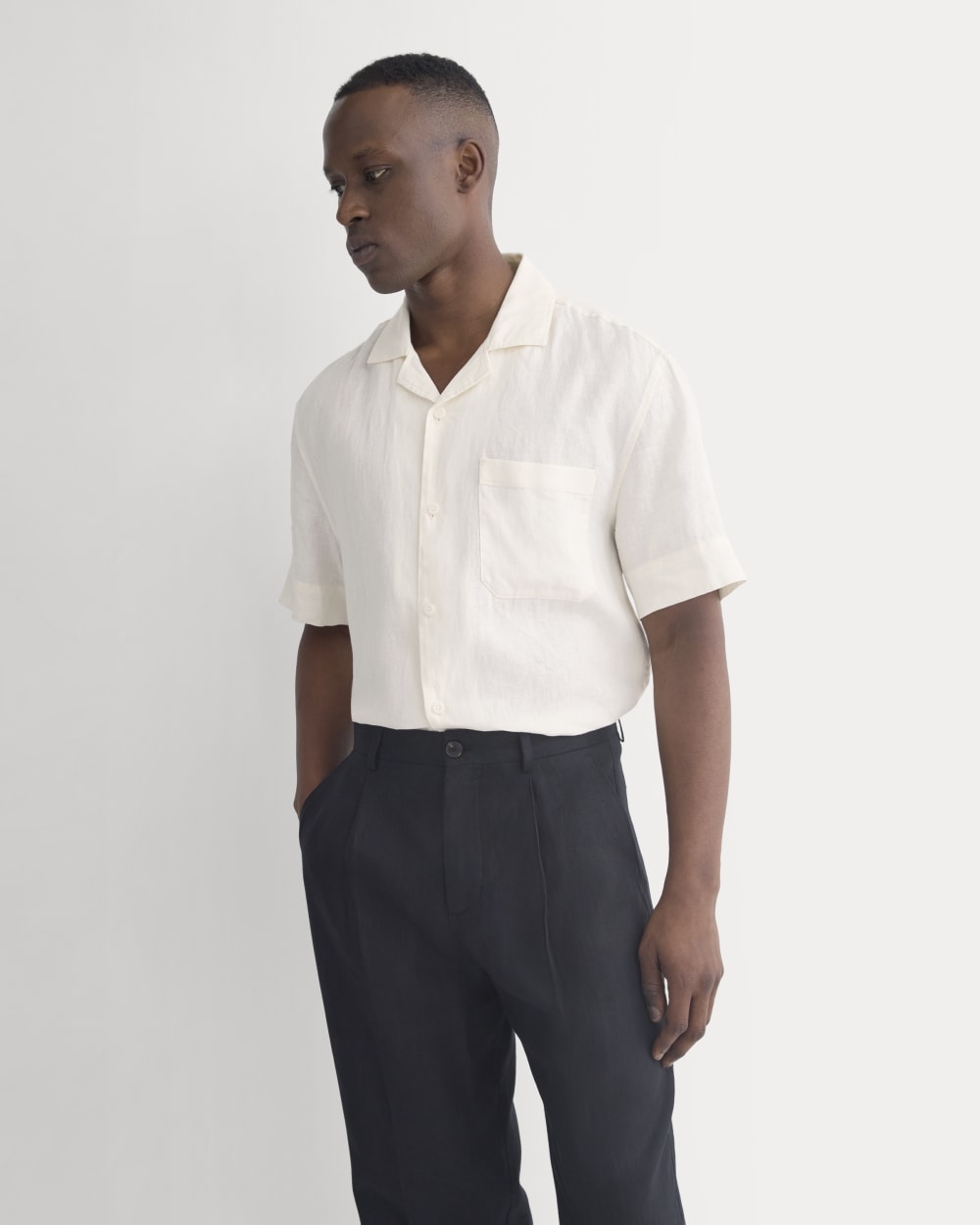 mens-soyeux-linen-pleated-trouser-black