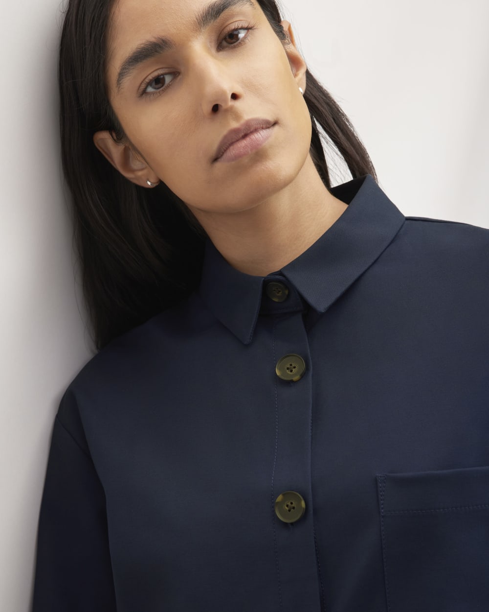 womens-structured-cotton-cropped-shirt-navy