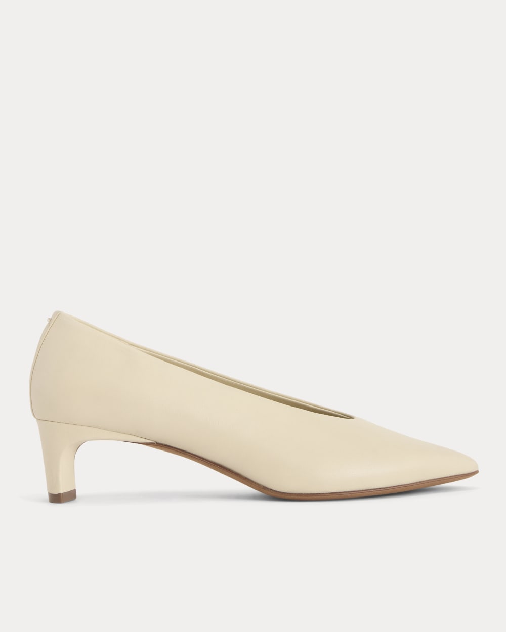 womens-italian-leather-almond-toe-pump-crema | primary