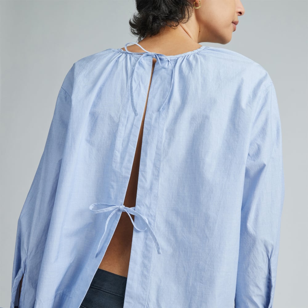 womens-poplin-breeze-shirt-light-blue