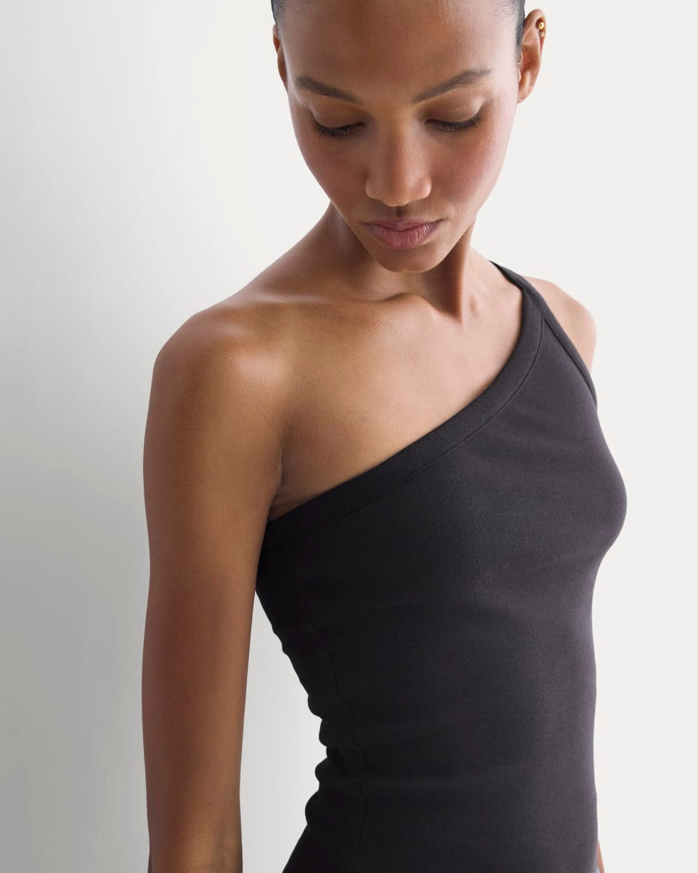 RetroSoft Cotton One-Shoulder Tank | Black – Everlane