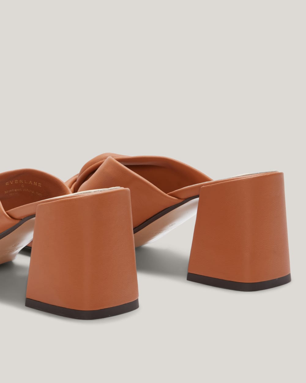 womens-leather-day-twist-heel-desert-tan-lining