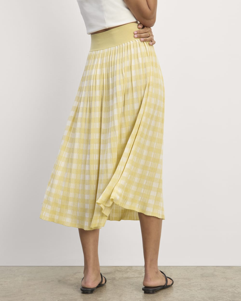 The Pleated Skirt | Bone / Parsnip Gingham – Everlane