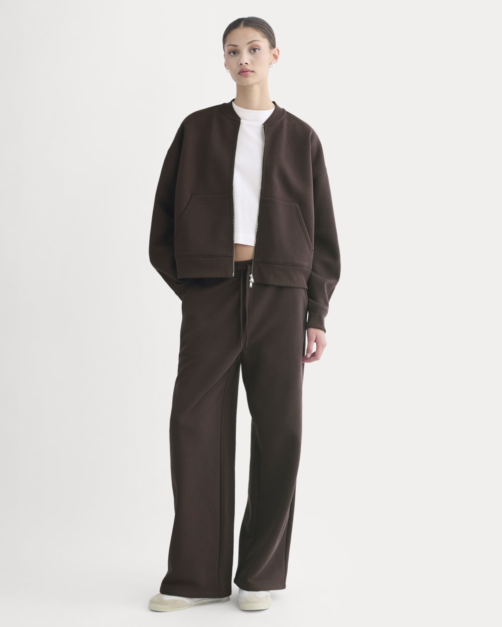 womens-luxe-fleece-wide-leg-sweatpant-dark-chocolate | primary
