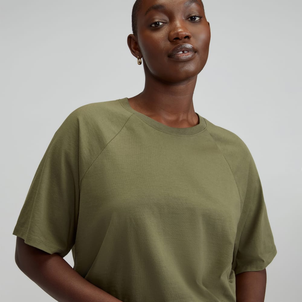 The Organic Cotton Raglan Tee | Kalamata – Everlane