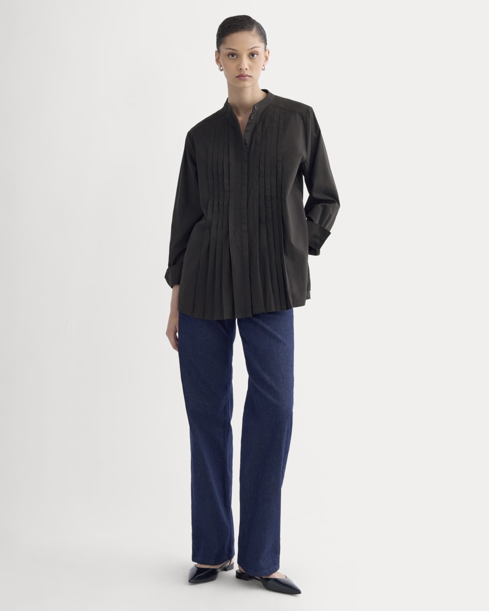womens-pleated-shirt-in-silky-cotton-black