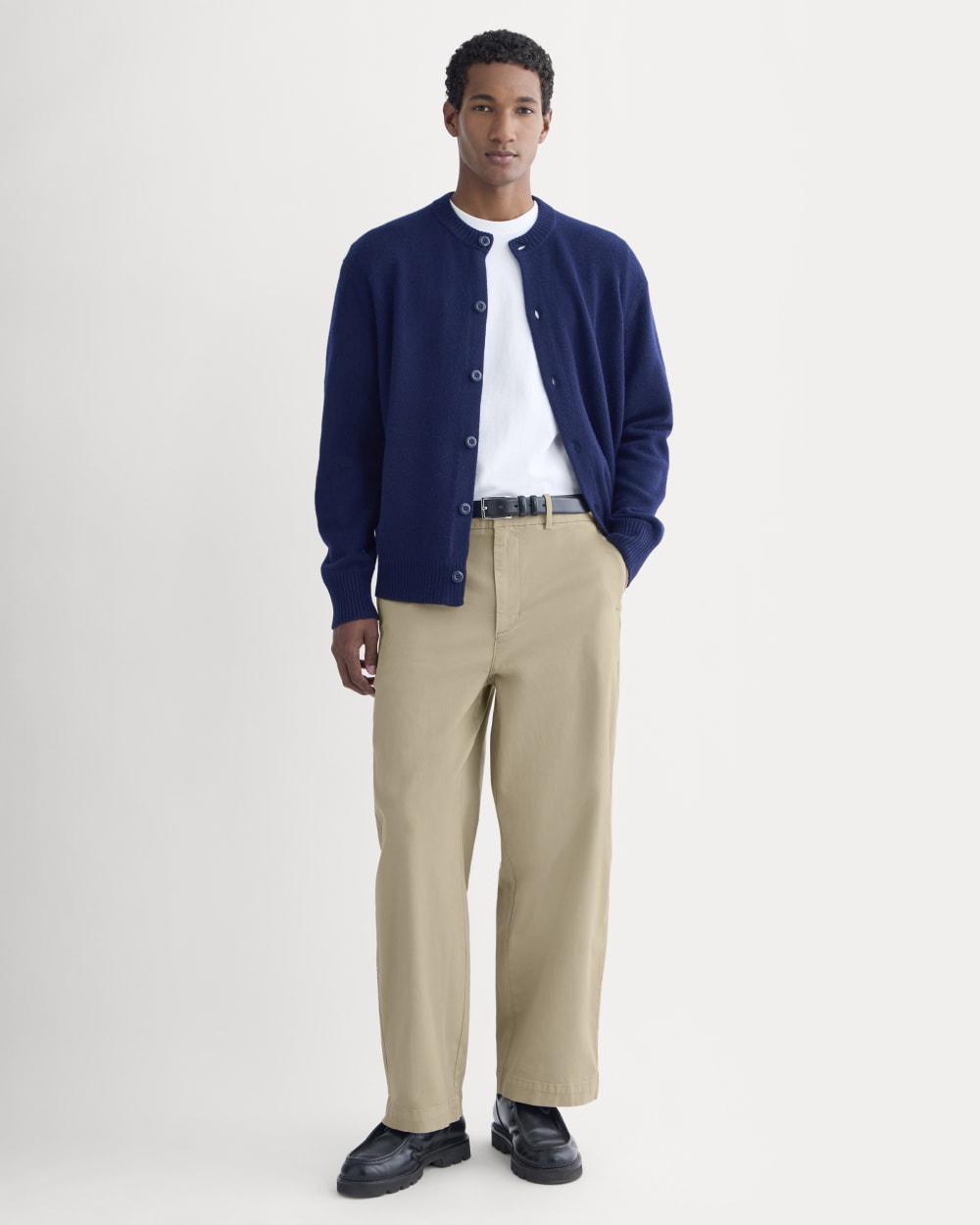 mens-baggy-chino-trench-coat-khaki | primary
