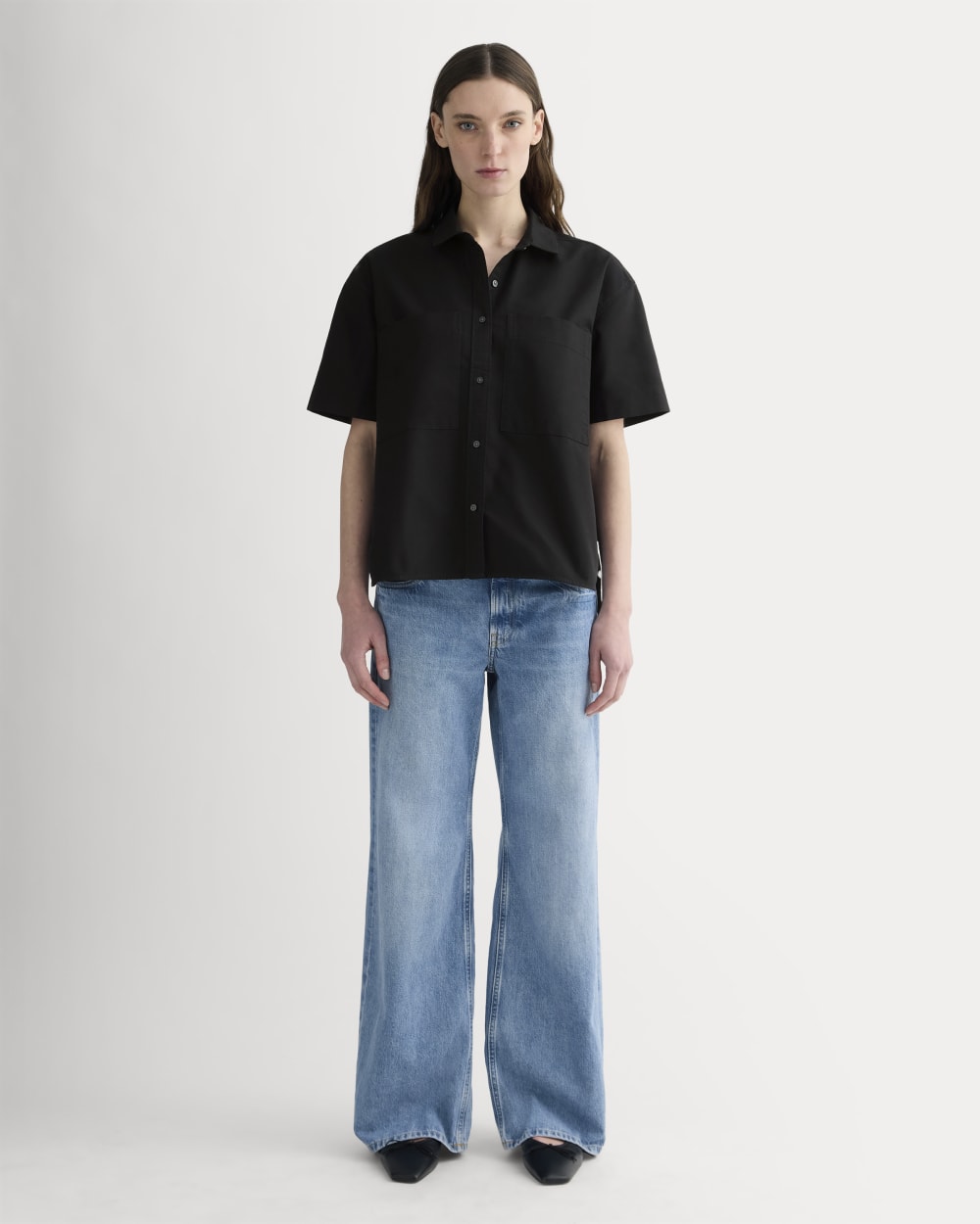 The Short-Sleeve Boxy Oxford | Black – Everlane