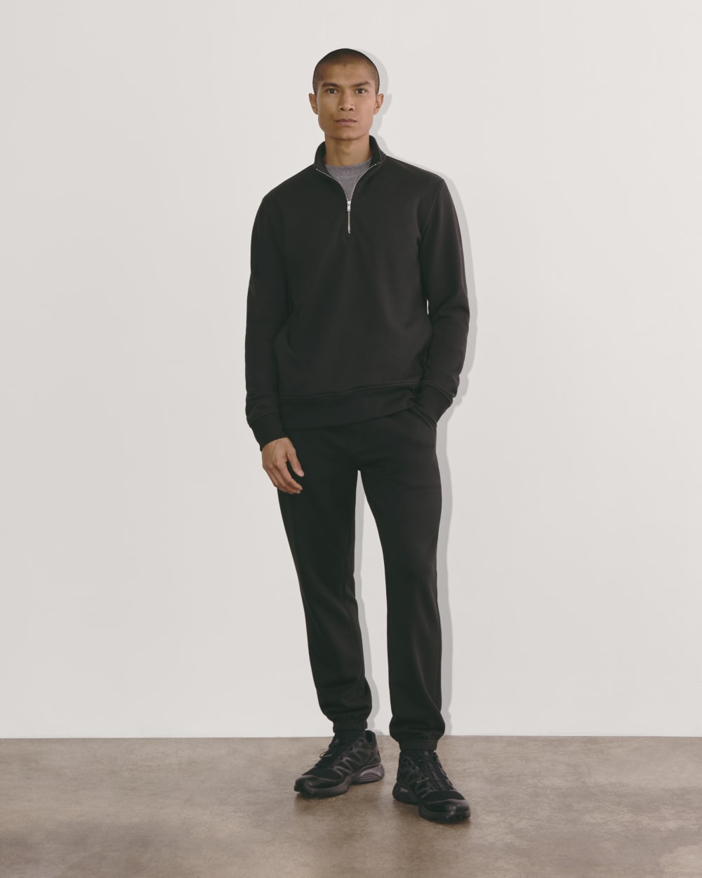 mens-off-duty-qrtr-zip-black