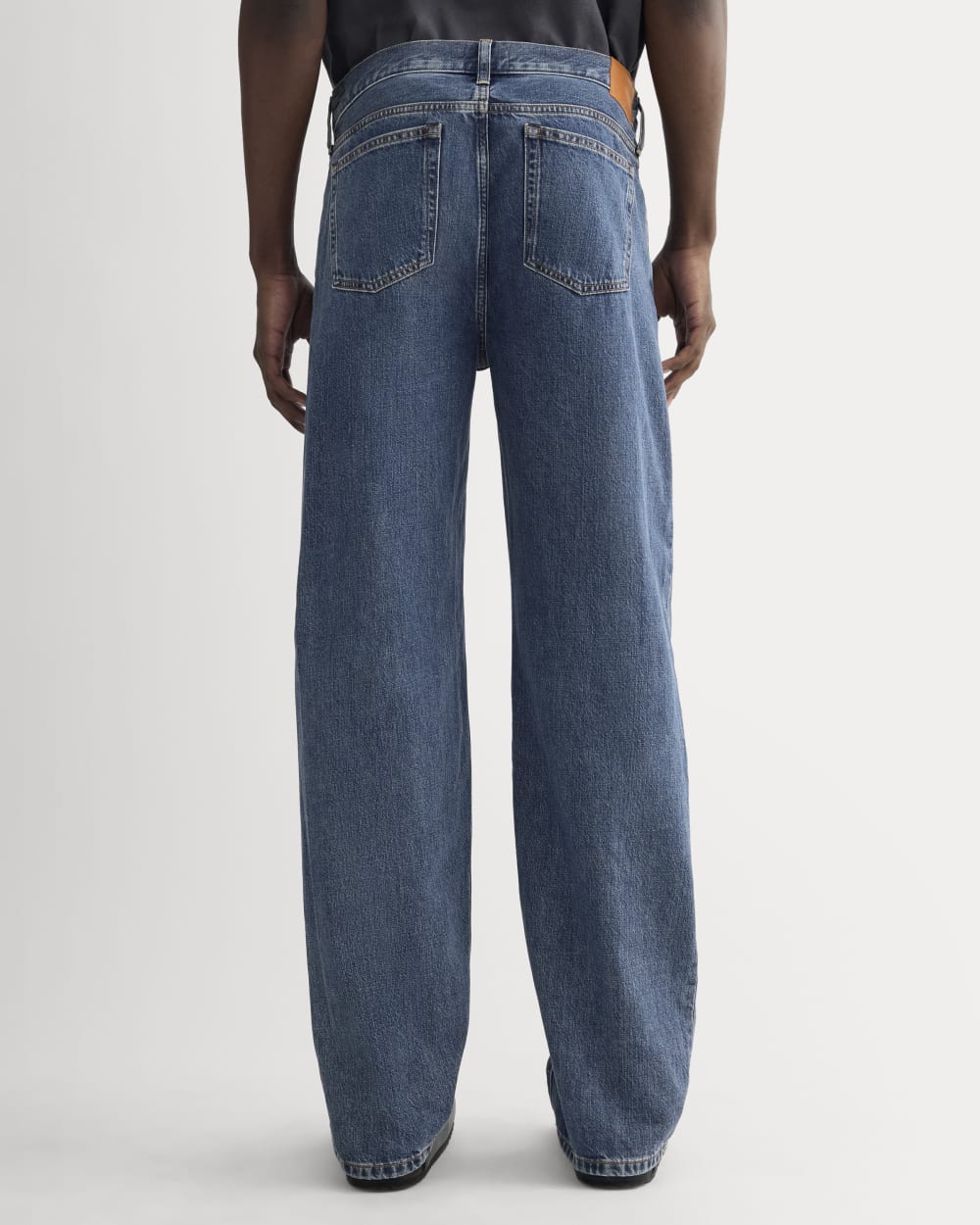 The '90s Loose Straight Jean | Medium Blue – Everlane