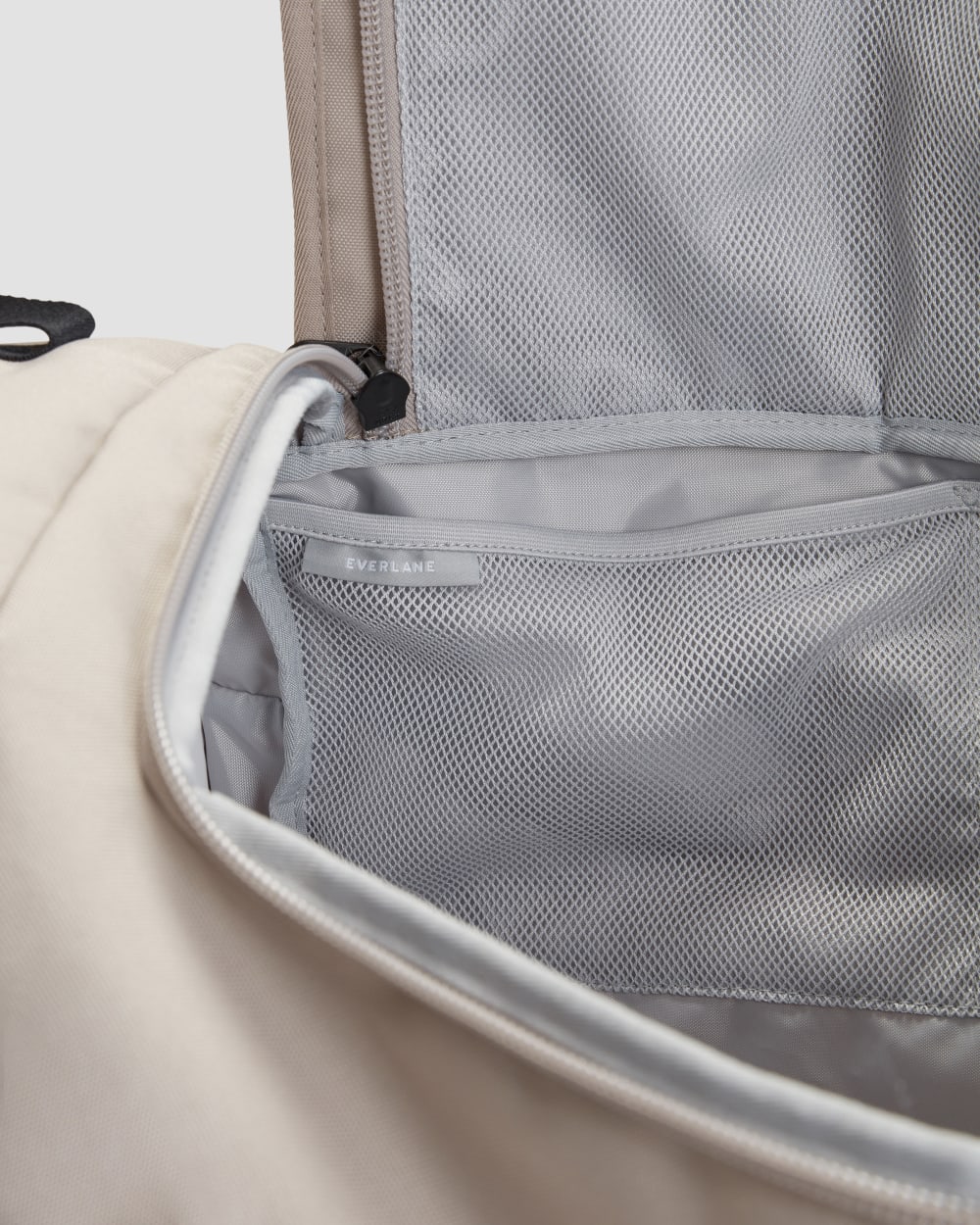 mens-renew-transit-duffle-warm-quartz