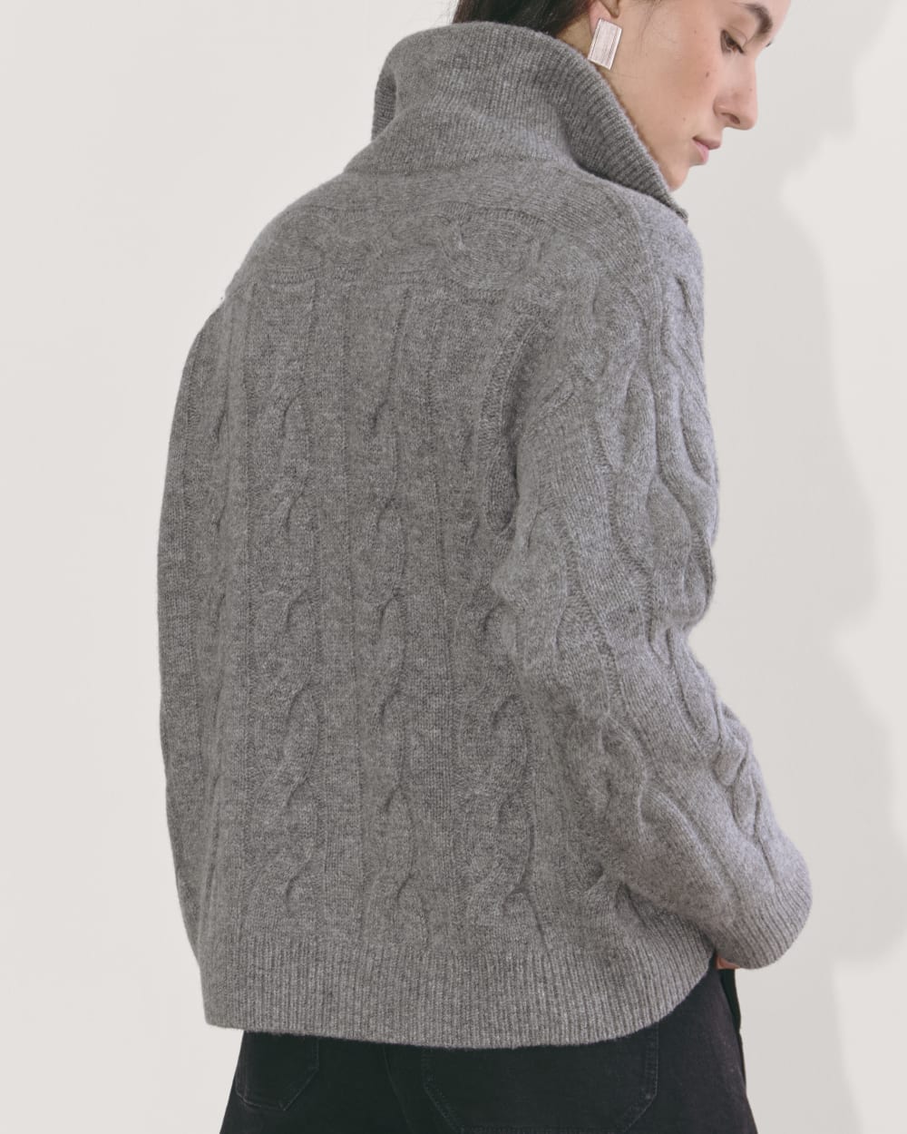 The Cable Half-Zip in Luxe Merino | Heathered Mid-Grey – Everlane