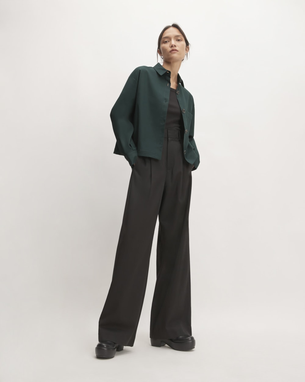 womens-structured-cotton-cropped-shirt-scarab