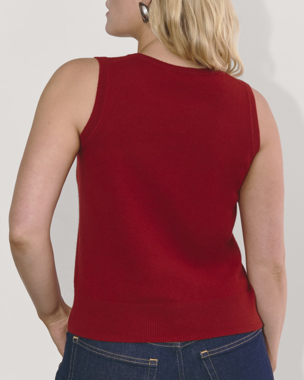 The Classic Tank in Cashmere | Berry Red – Everlane