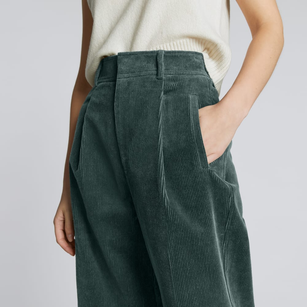 womens-corduroy-way-high-drape-pant-evergreen