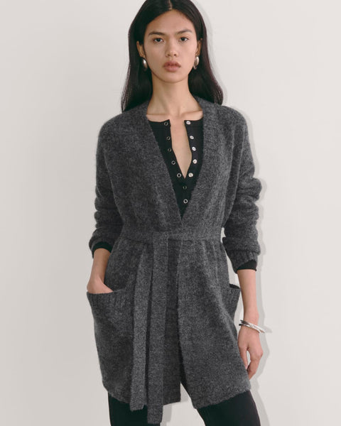 The Robe Cardigan in Alpaca | Dark Charcoal – Everlane