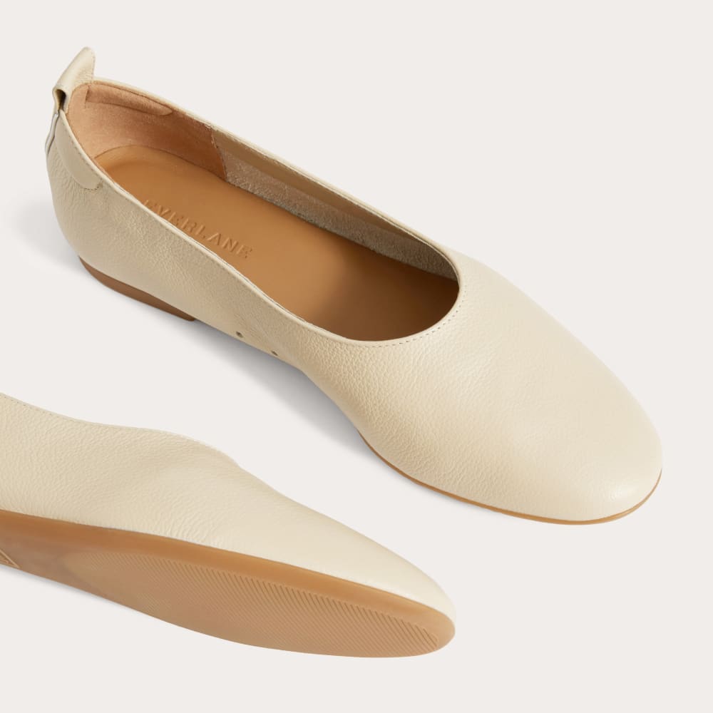 womens-day-glove-cream
