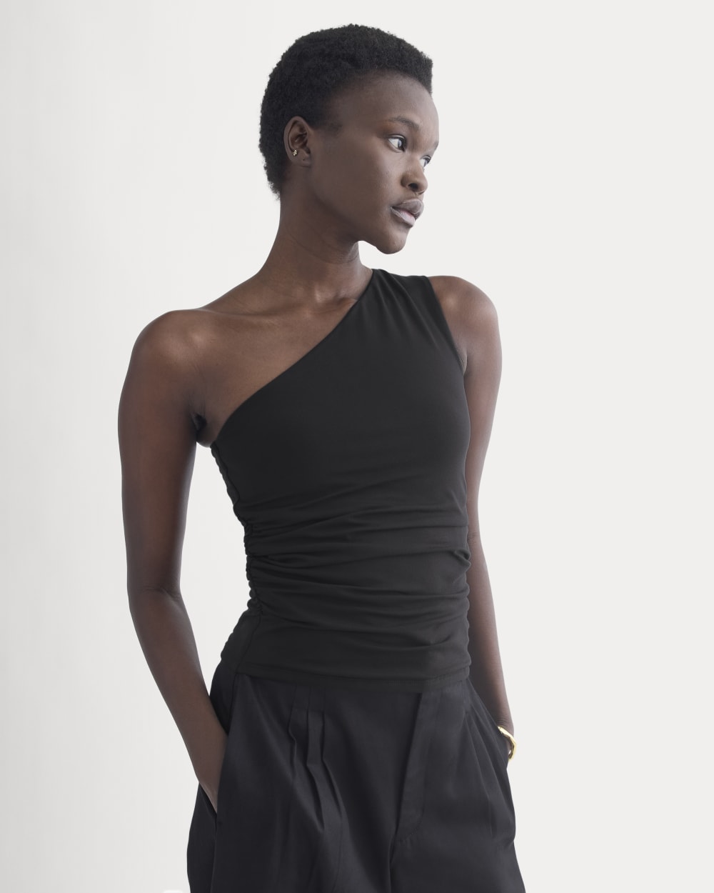 womens-one-shoulder-top-black | primary