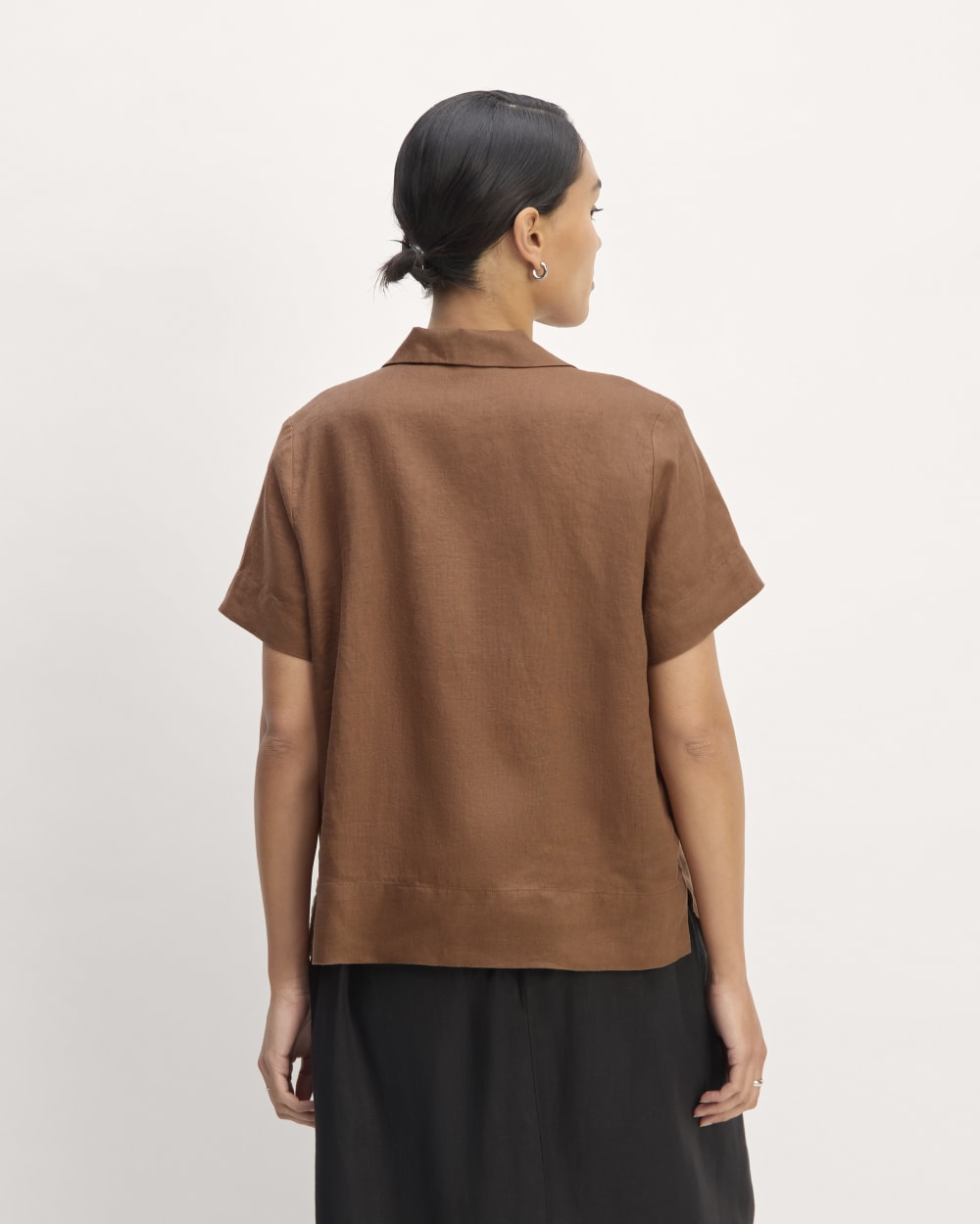 The Notch Shirt in Linen | Carob Brown – Everlane