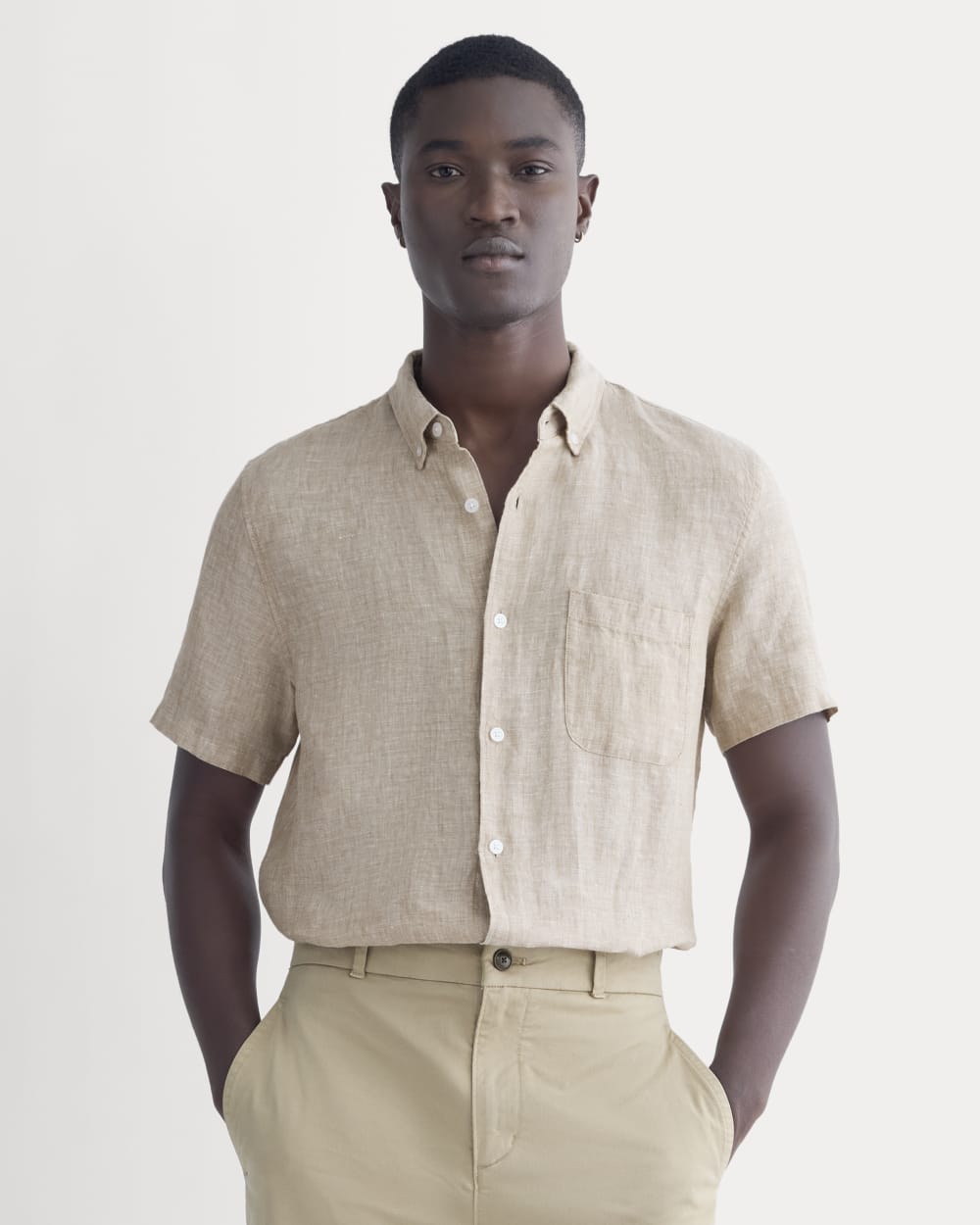 The Classic Short-Sleeve Shirt in Linen