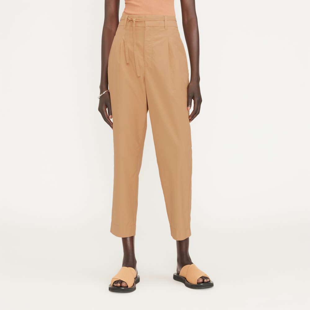 womens-poplin-pleated-taper-pant-caramel | primary