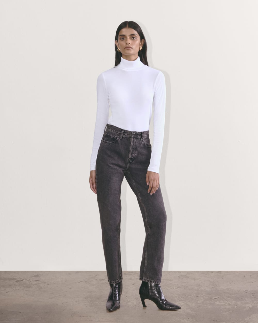 【新品】HRU・HIGH NECK RIB TOPS（OFFWHITE） 新品】HRU・HIGH NECK RIB TOPS（OFFWHITE） Women's Slim Fit