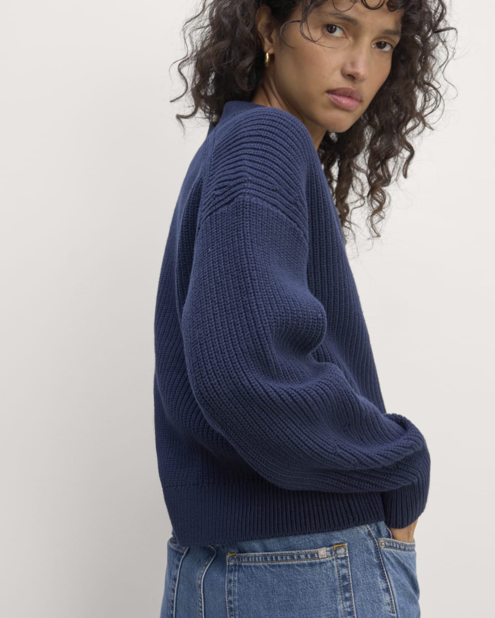 womens-organic-cotton-relaxed-cardigan-navy | alt